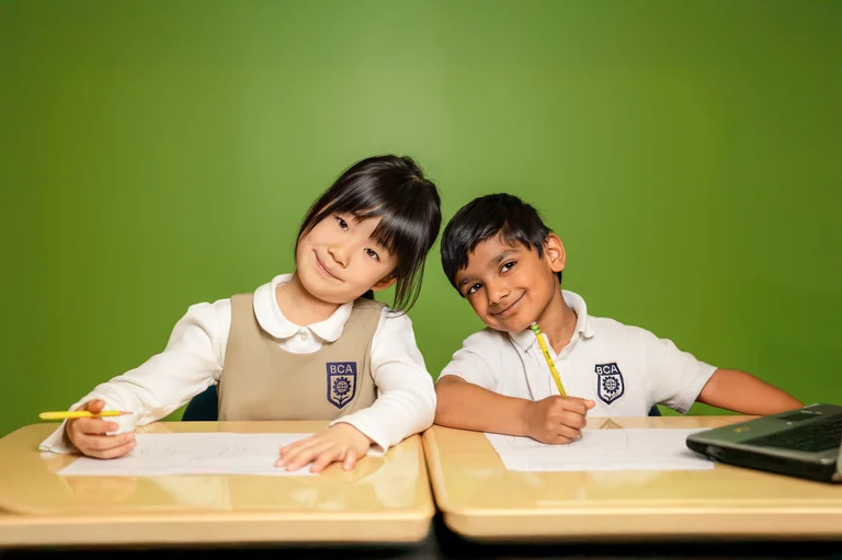 Language (Chinese, French)